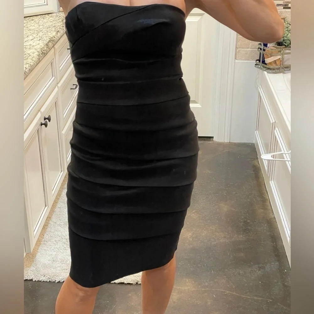Black Strapless Cocktail Dress 🖤